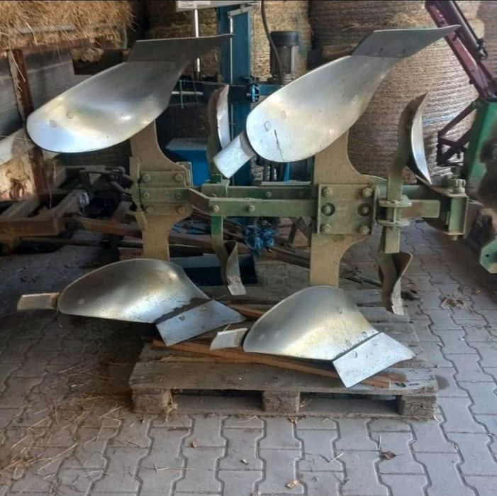 Pług obrotowy dwu skibowy rabe krone lemken