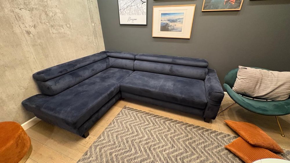 Kanapa narożna z funkcją spania, granatowa, używana