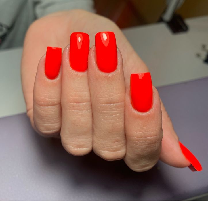 Манікюр,нарощення,педикюр