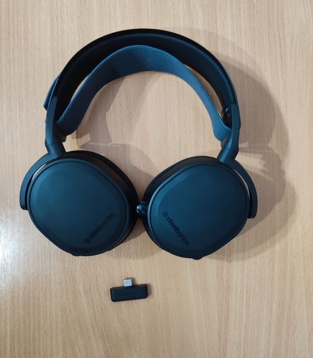 Sprzedam Steelseries Arctis 7+ bezprzewodowe