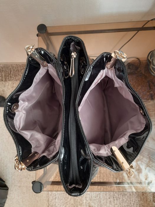 Сумка лакована (вмістка)