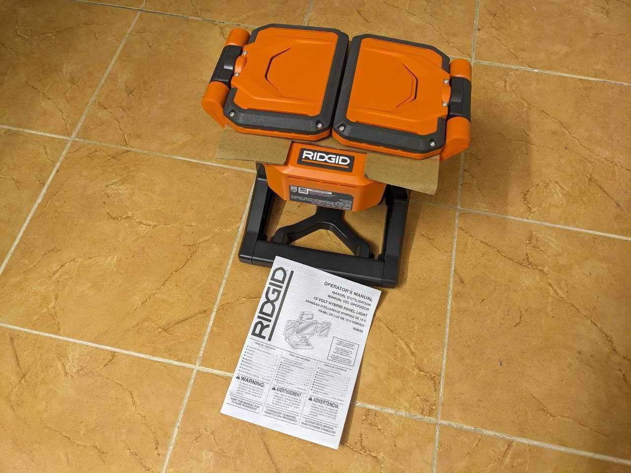 Гибридный LED фонарь-светильник Ridgid R8698 18V