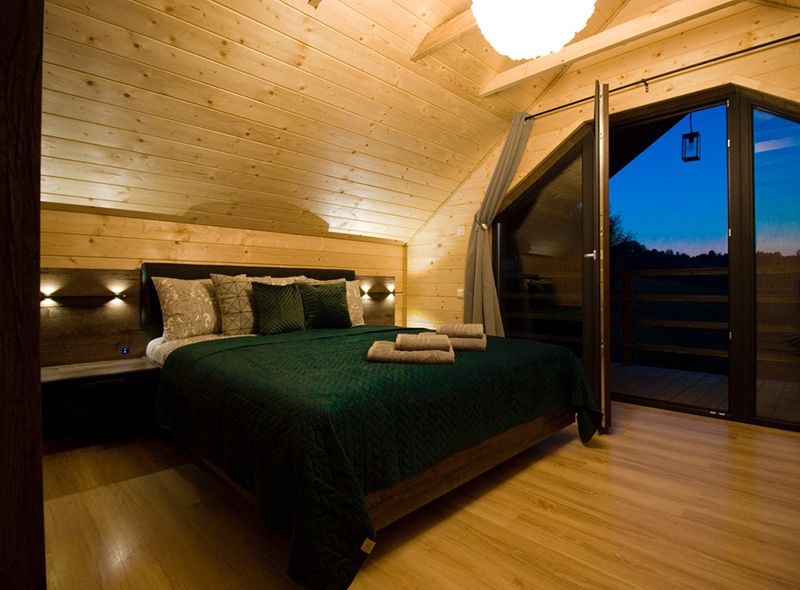 Sprzedam działający obiekt noclegowy + działka 19,6 ar w Bieszczadach