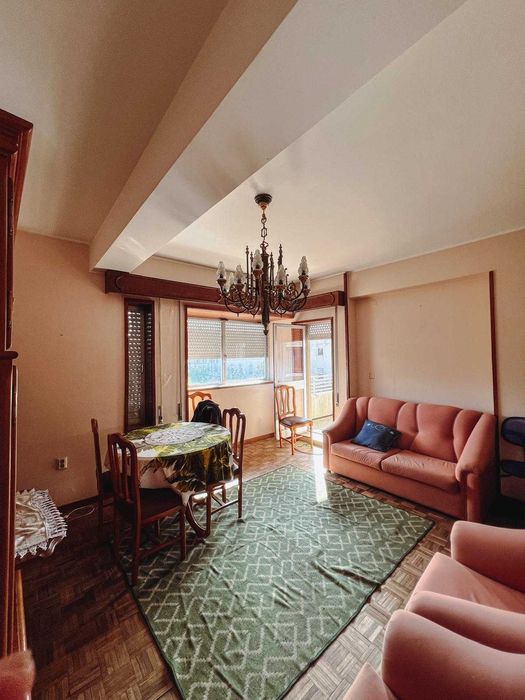 Apartamento T3+1 à venda no centro de vila do conde