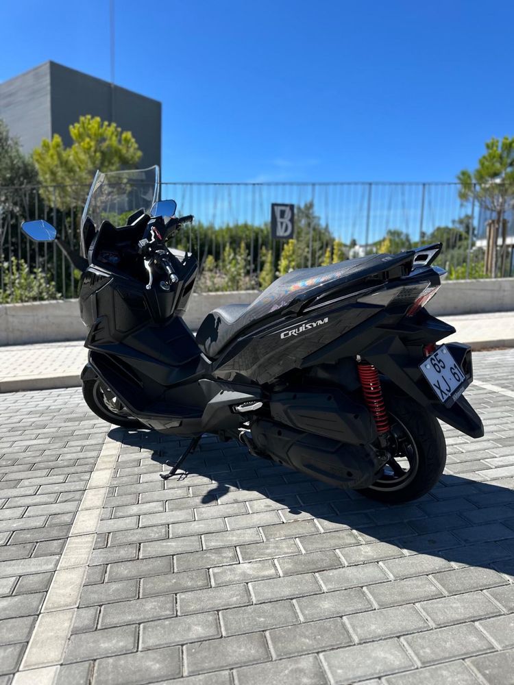 Cruisym 300 Sym .