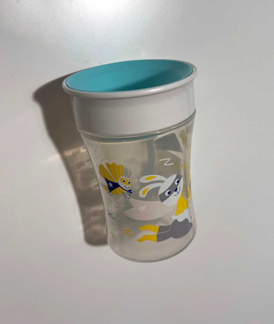 Copo Mágico NUK (8m+) - Copo Sippy 360°