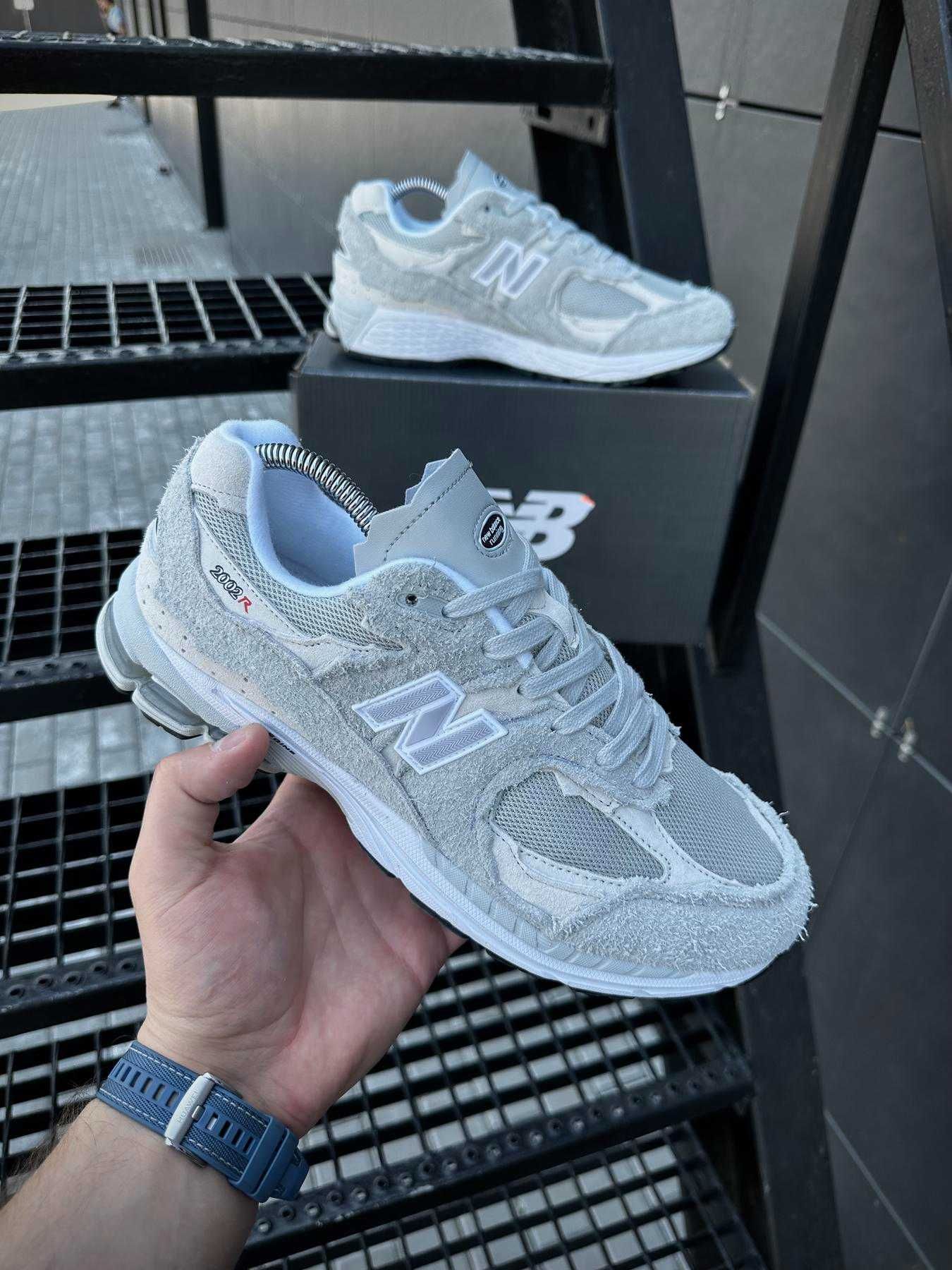Кроссовки New Balance 2002R, 41-45 размер кросівки светло-серые