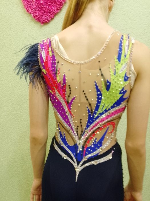 Продам комбинезон для художественной гимнастики