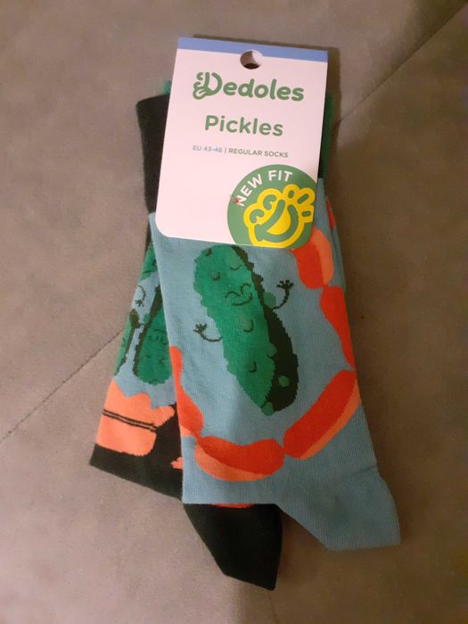Skarpetki długie  43-46, wzór ogórki, nowe