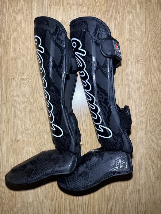 Футы Fairtex (накладка на голень)