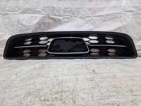 Grill górny PONY Ford Mustang 2013 v 2014 ORYGINALNY