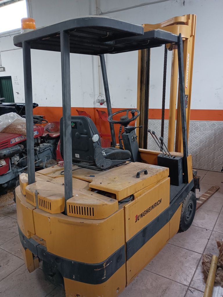 Empilhador eléctrico Jungheinrich 1600klg