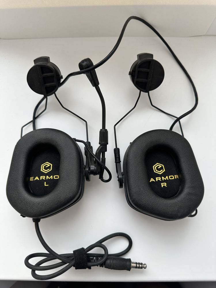 Балістичні навушники EARMOR