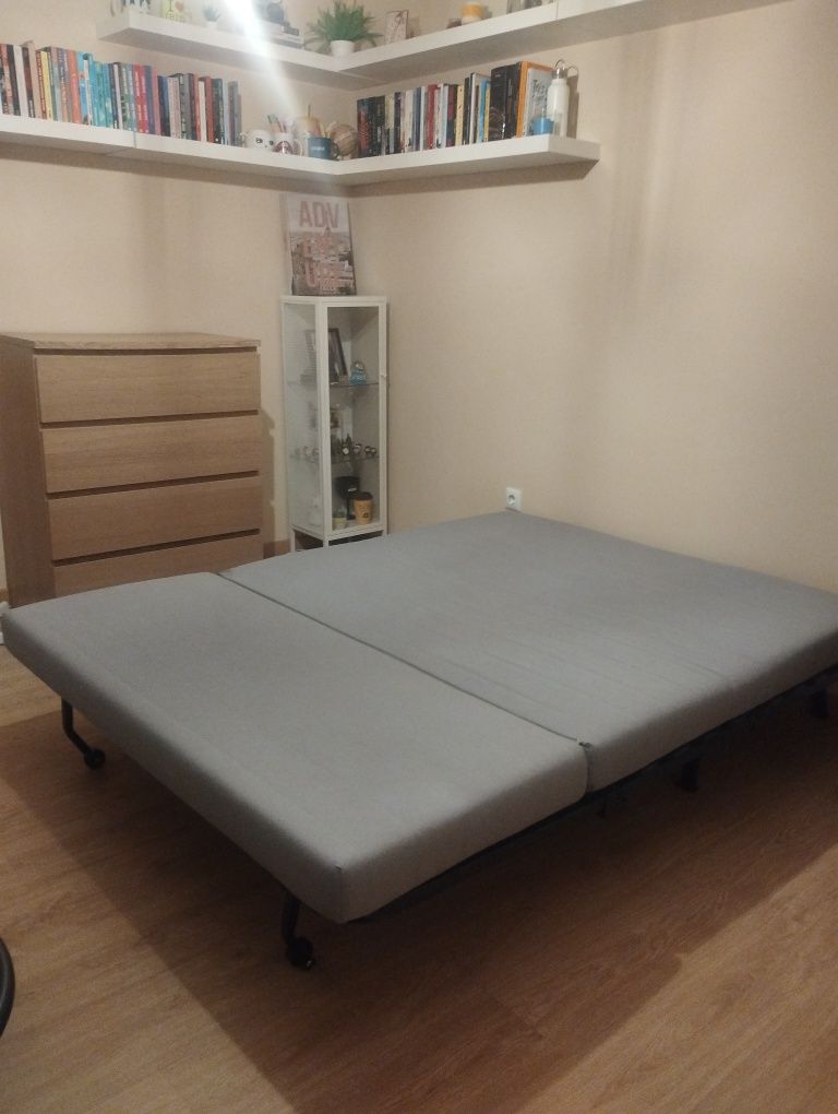 Quarto para arrendamento anual