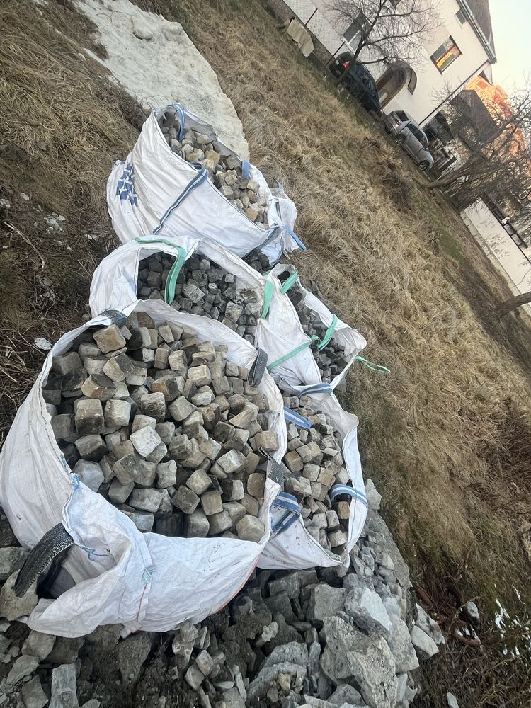Бруківка, натуральний камень