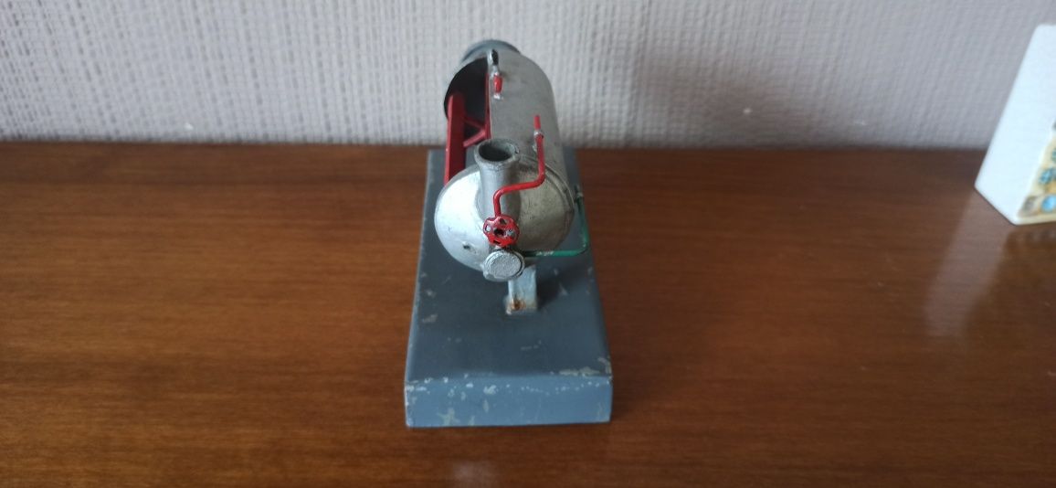 Zabytkowy model turbiny