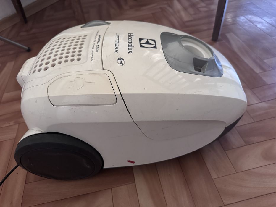 Пилесос,порохотяг Electrolux Jetmax Animal Care