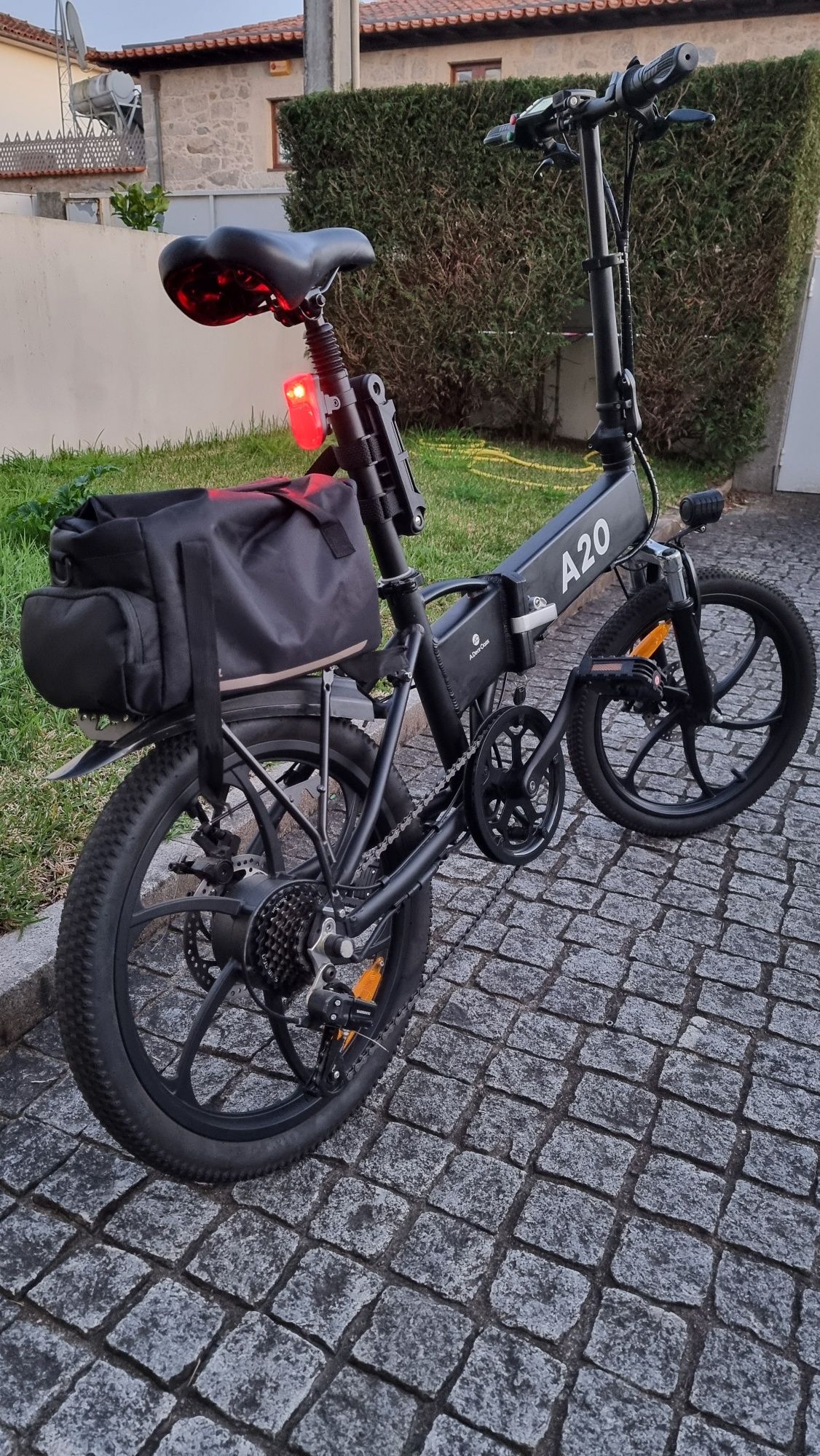 Bicicleta ADO A20 Elétrica