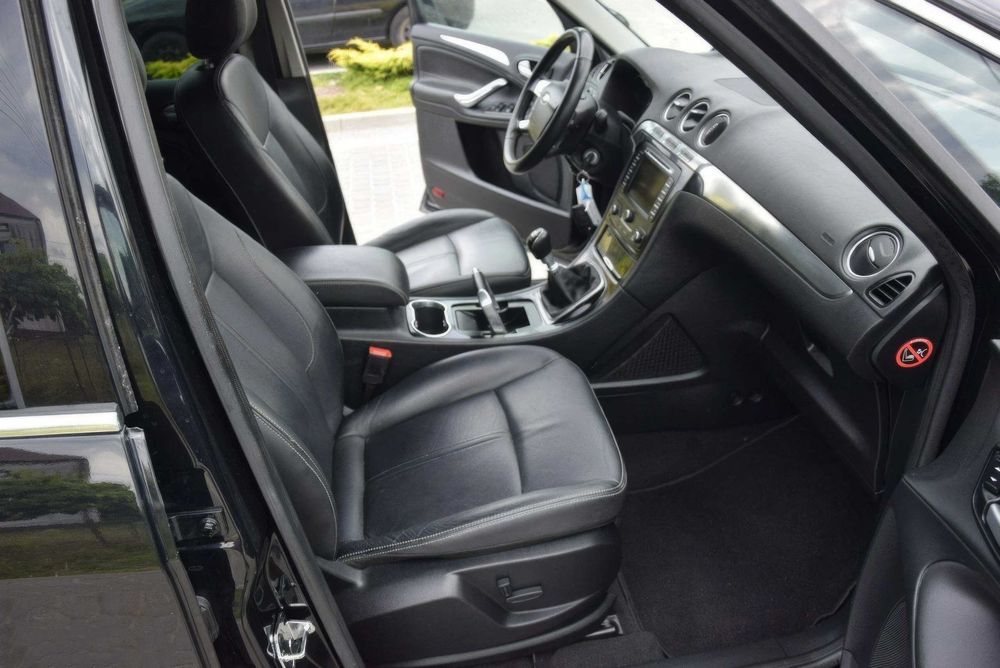 Ford S-Max      2015