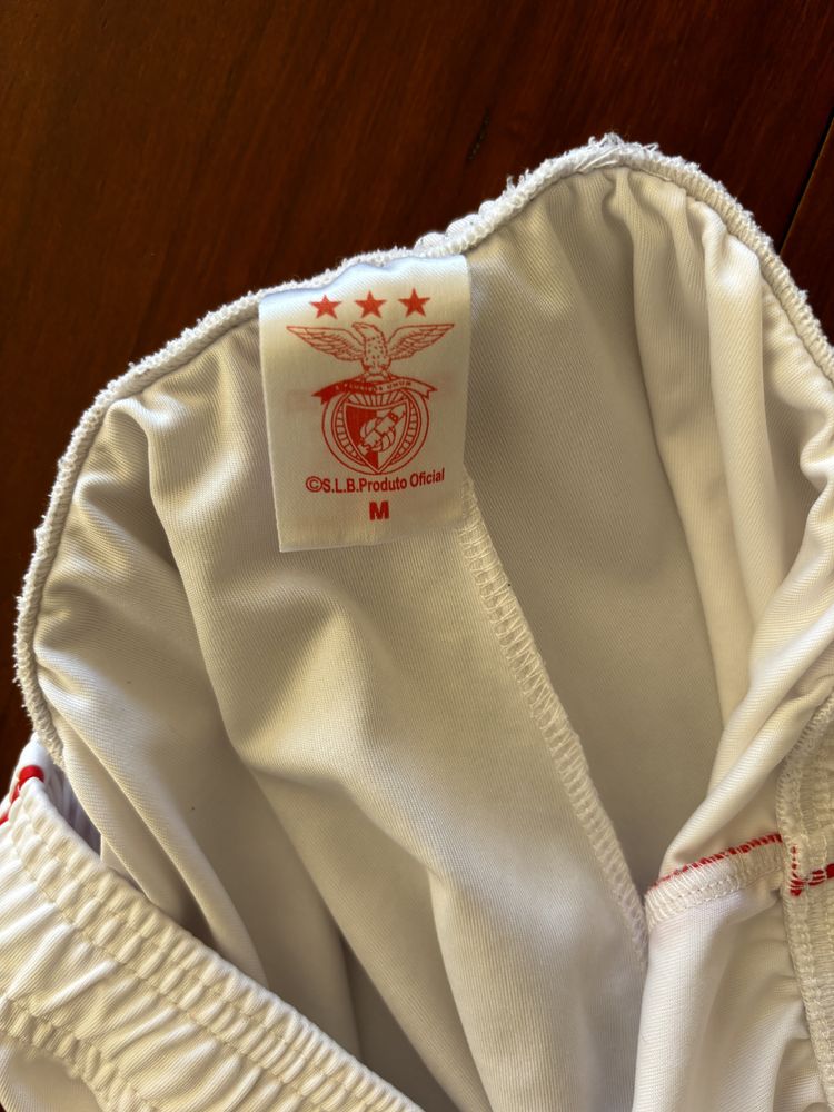 Camisola e calcoes benfica escolas M