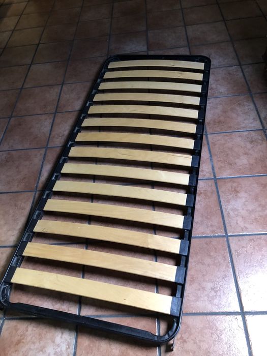 Estrado/Sommier solteiro