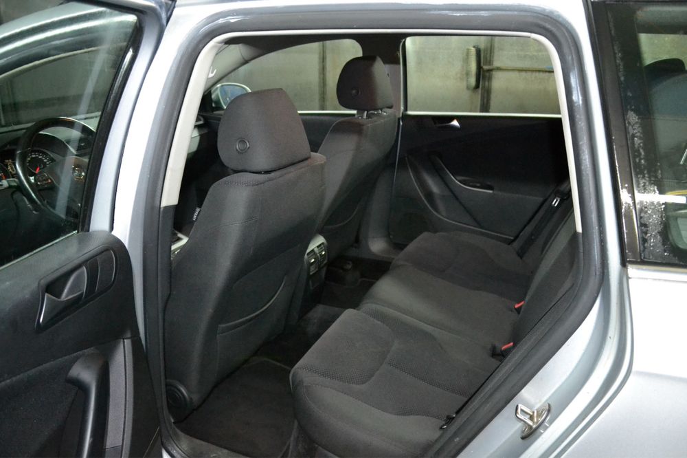 Volkswagen Passat 2.0 TDI 2010 року