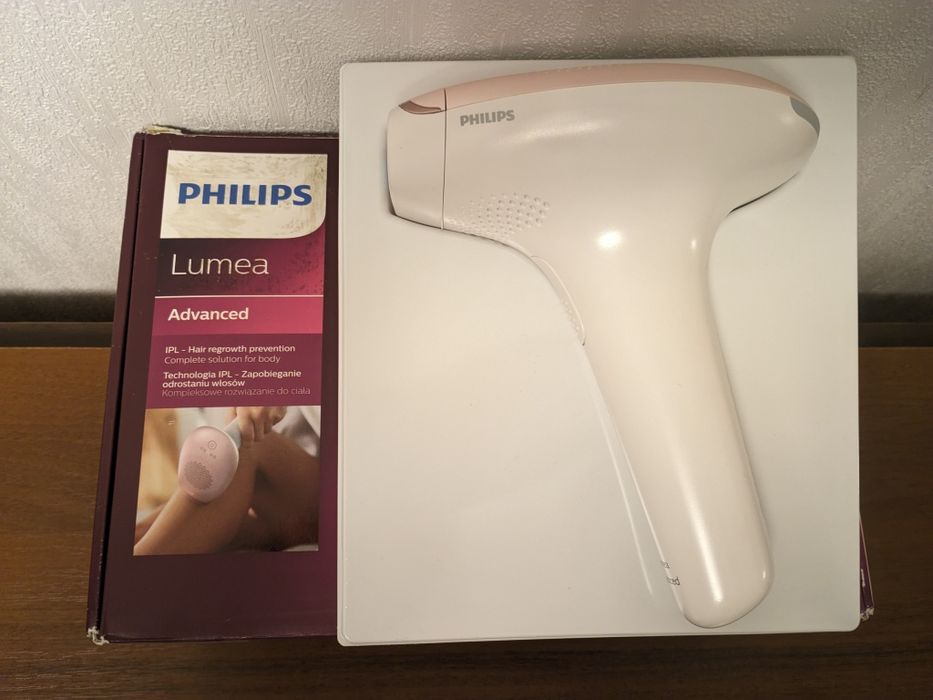 Фотоепілятор PHILIPS Lumea SC 1994/00 серії 7000