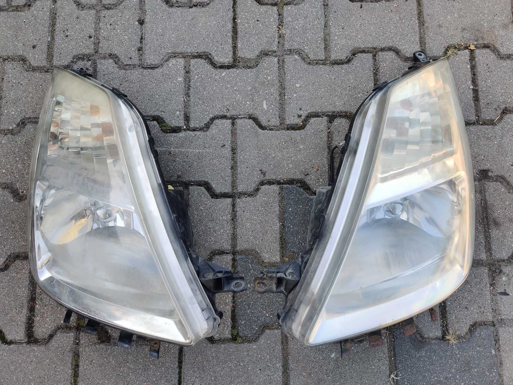 Lampa, Reflektor Toyota Prius 20, 30