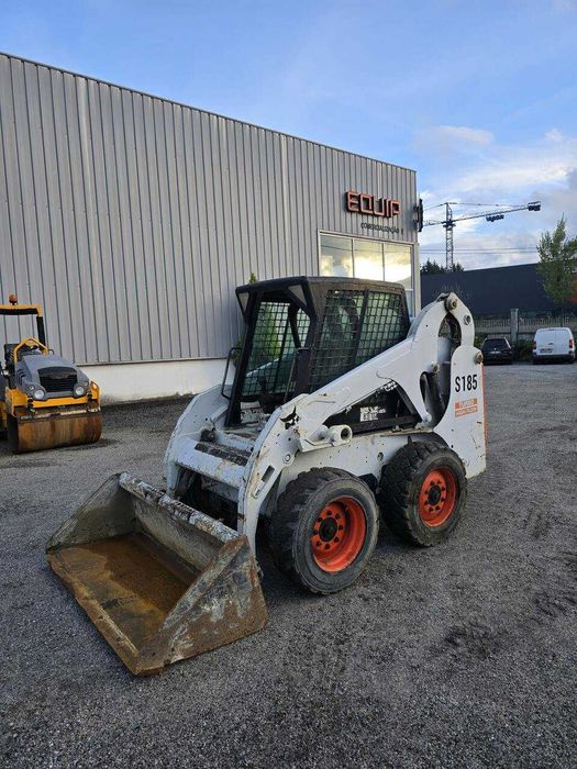 Mini Pá Carregadora Bobcat S185 - Matriculada