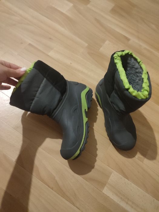 Продам теплые сапоги зимние р 33 унисекс