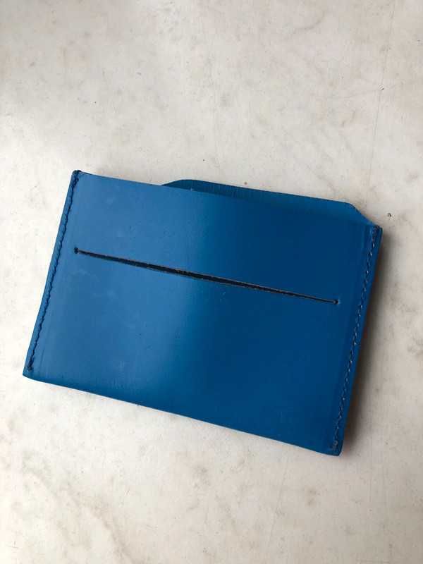Wizytownik portfel na karty COS niebieski unisex