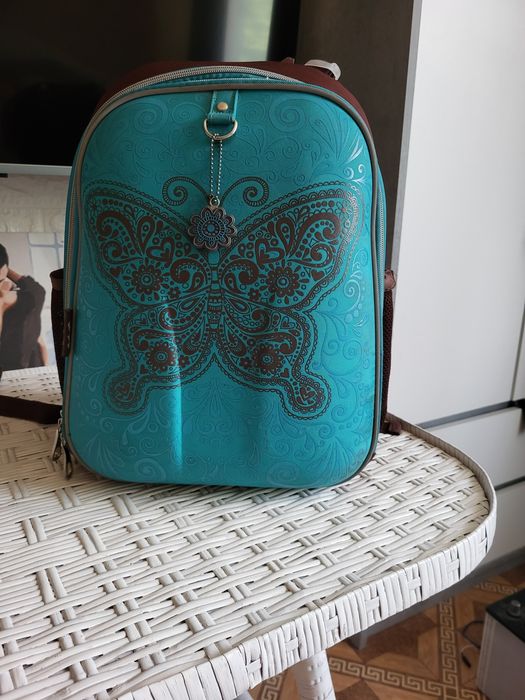 Шкільний рюкзак каркасний