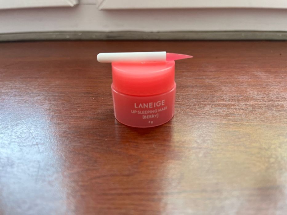Maska Laneige 3g Berry  nawilżająca z aplikatorem