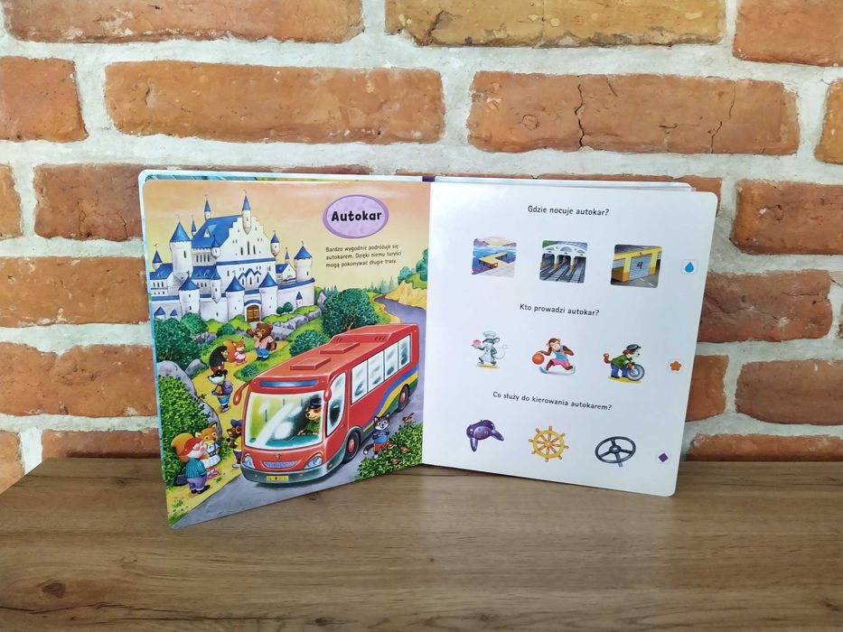 Czym podróżujemy? Książka z zagadkami