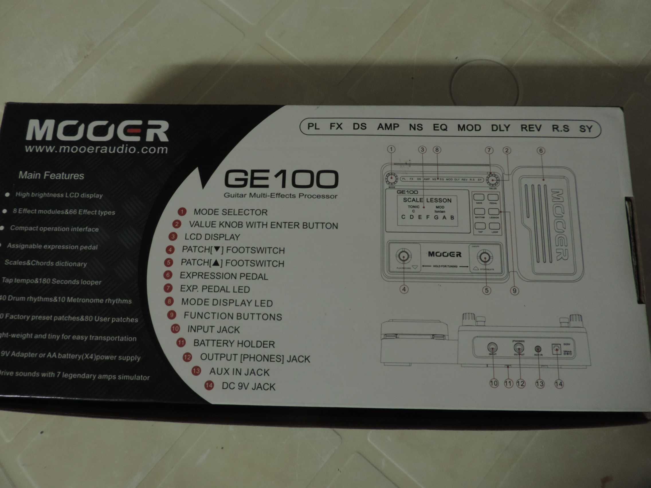 Pedal Multiefeitos para Guitarra MOOER GE100