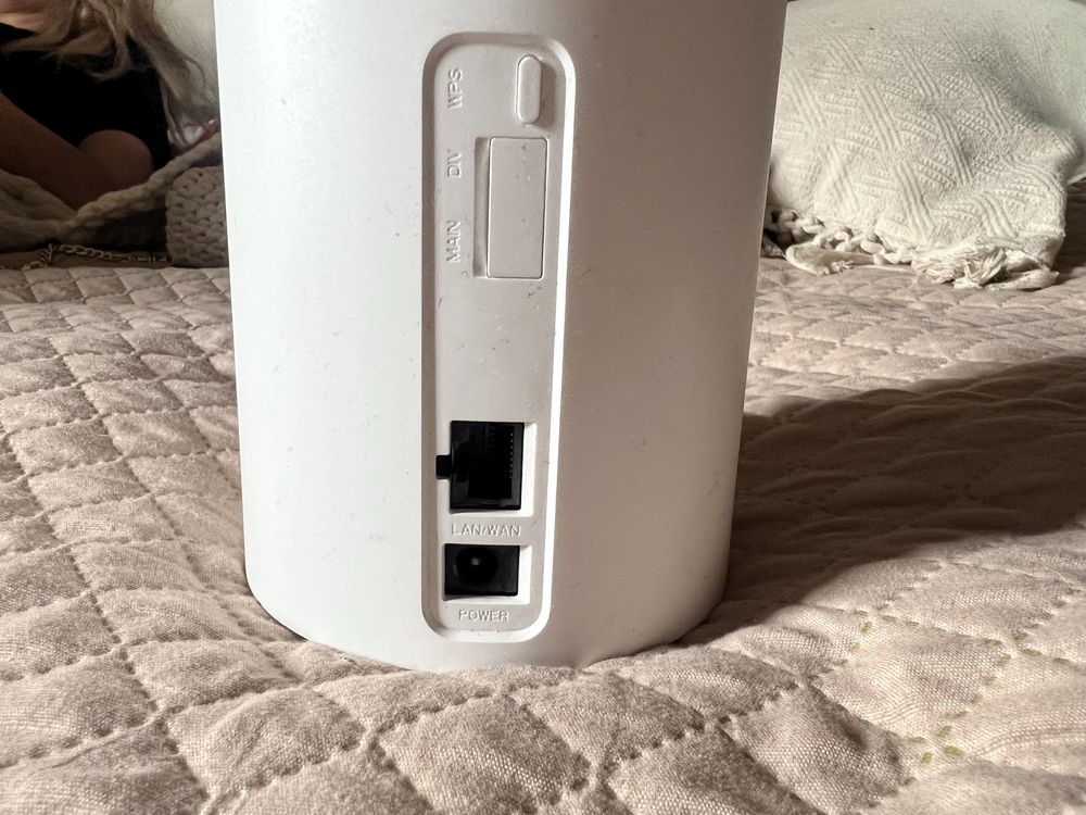 Router Wifi SIM Alcatel HH71VM