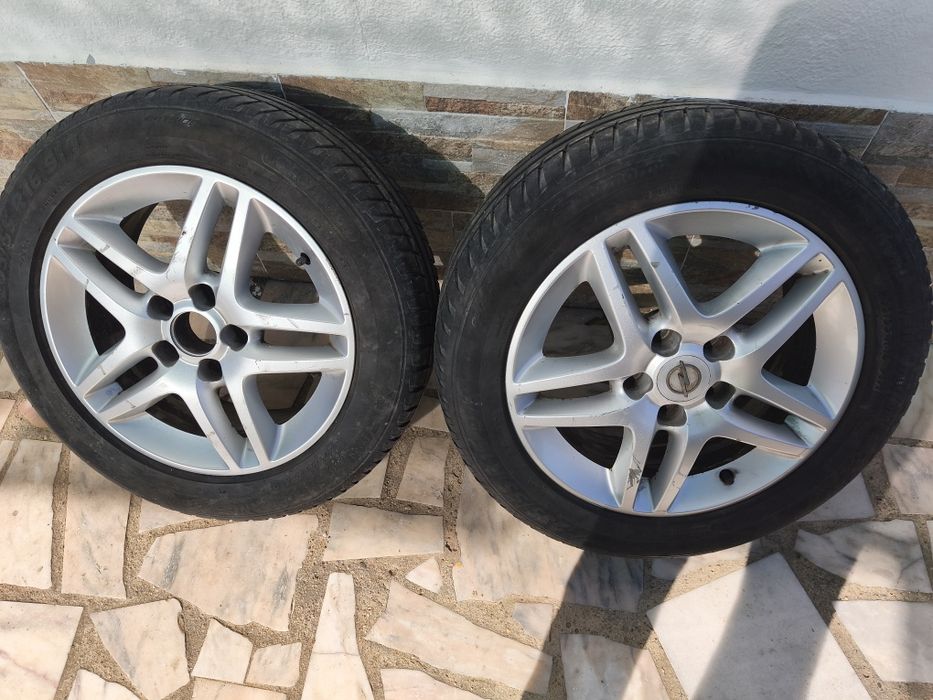 2 jantes com pneus astra h 205/55/r16