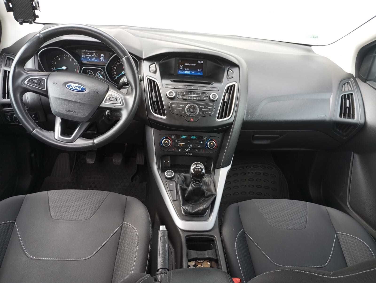 Ford Focus 1.0 EcoBoost com Histórico de Manutenção