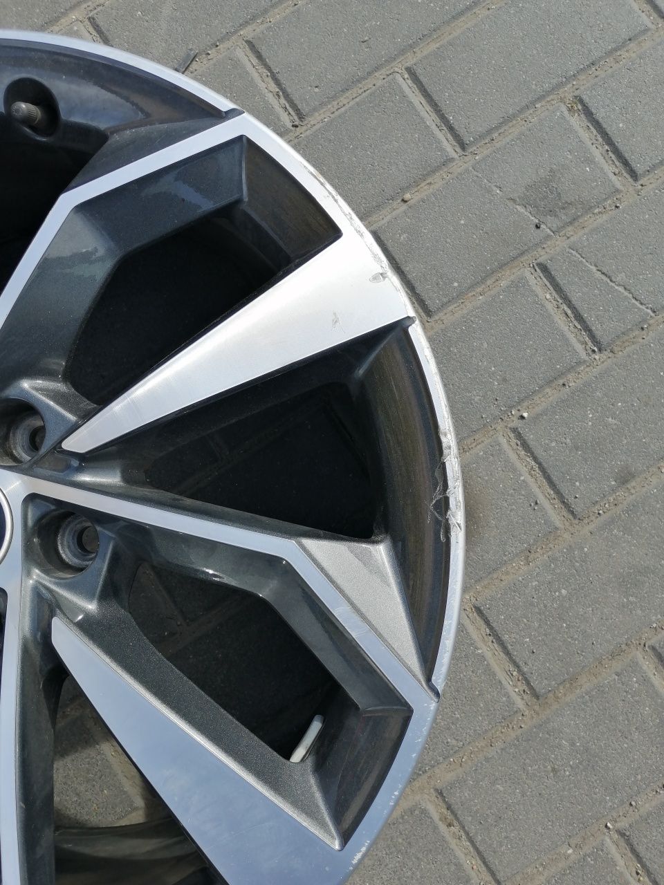 Felga 19 Audi Q5 80A sq5 80A601025BK