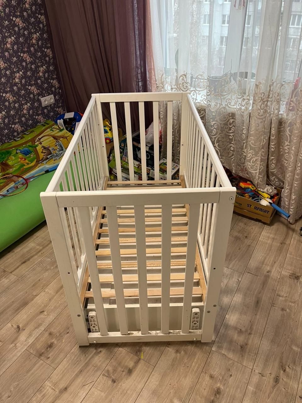Продам  детскую кроватку