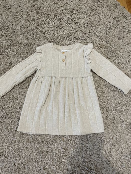 Плаття тепленьке