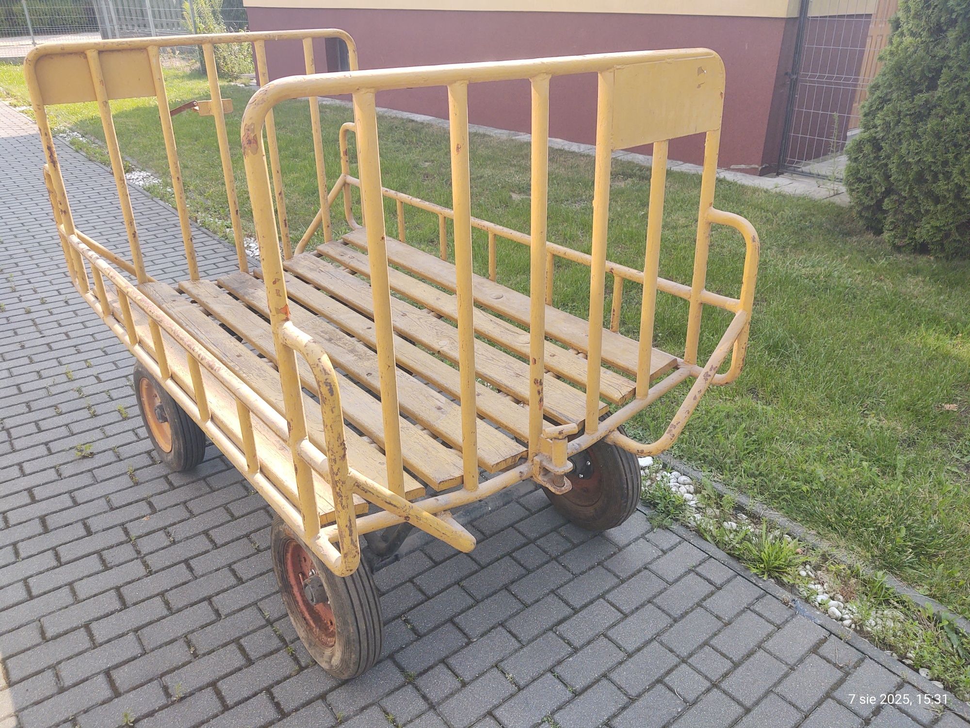 Wózek pocztowy przyczepka