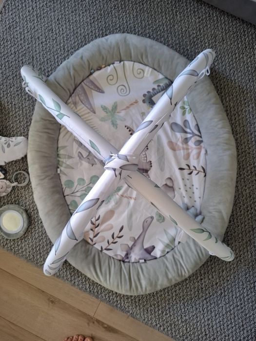 Mata edukacyjna aktywizująca z zawieszkami