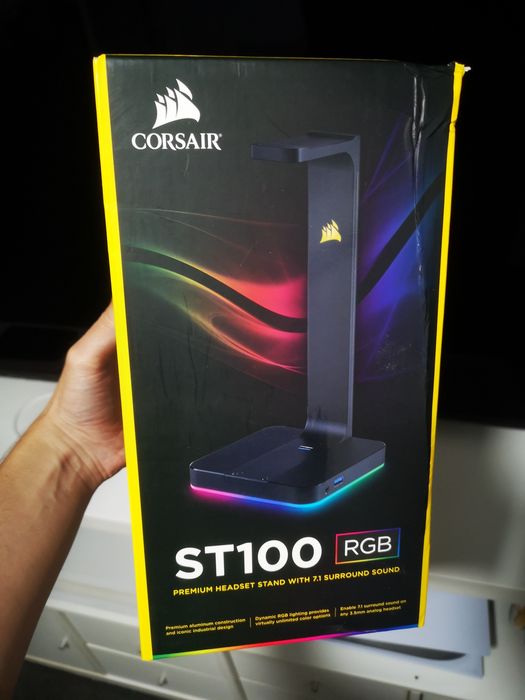 Corsair ST100 Suporte RGB Premium Surround 7.1 Alumínio