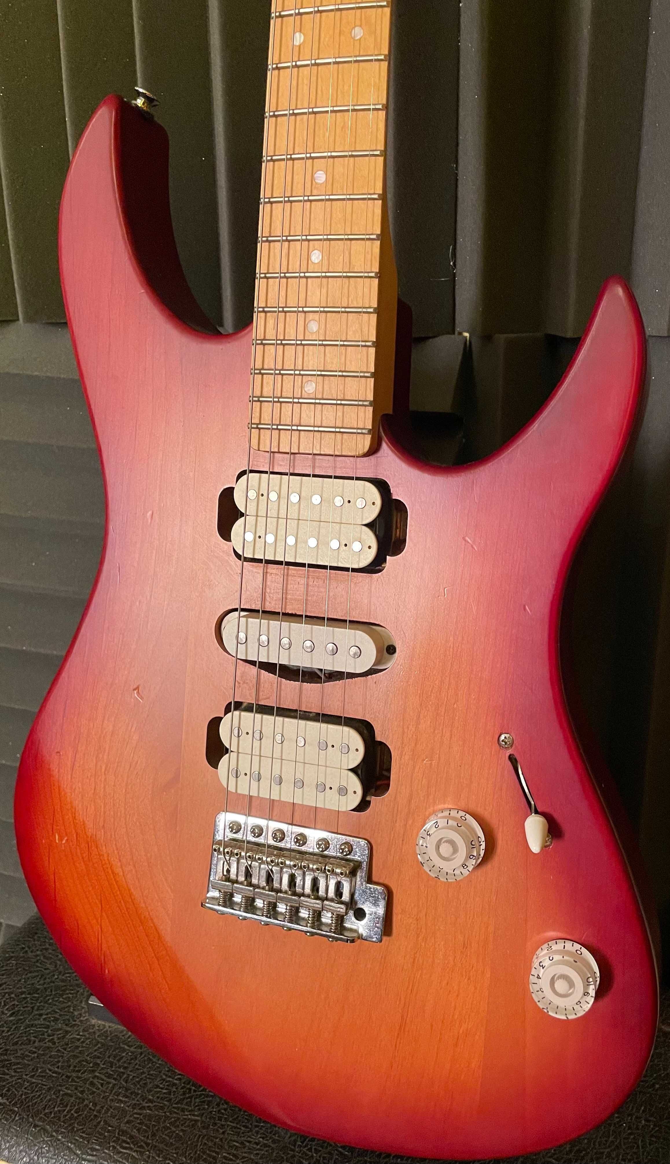 Yamaha 121 gitara elektryczna