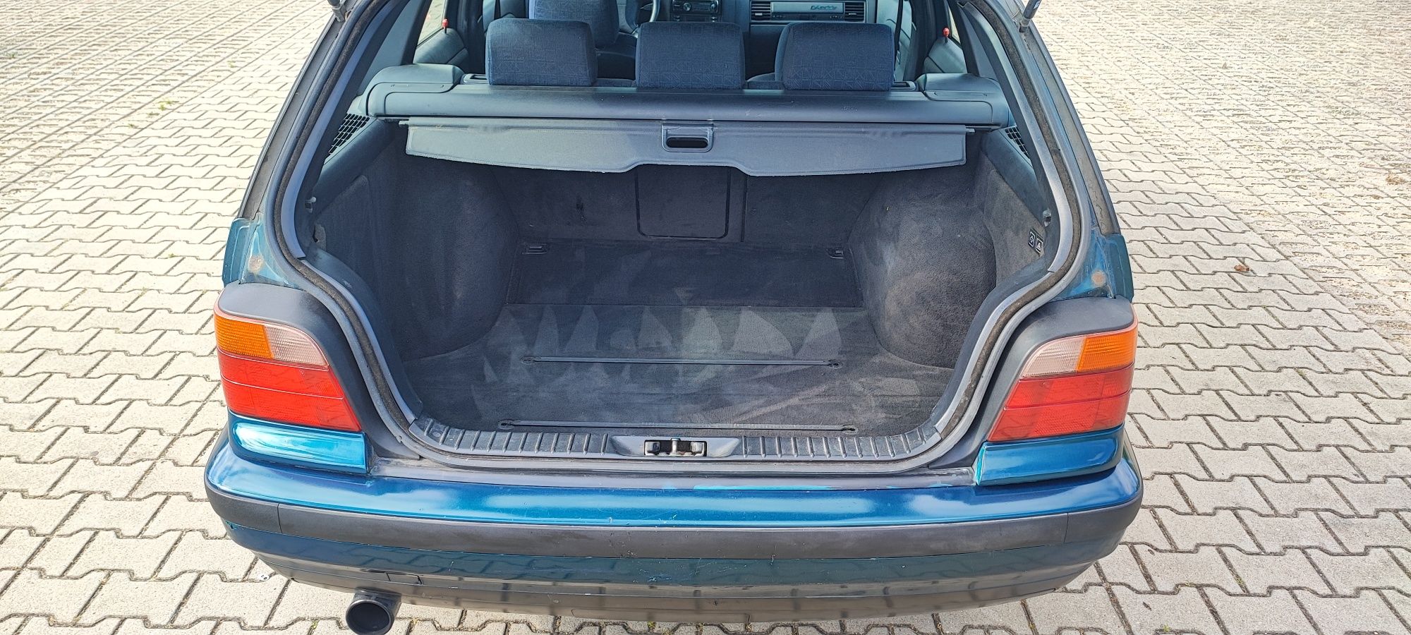 BMW E36 318i+LPG/HAK nowa Klima i progi, DAILY, 3 kluczyki, Touring