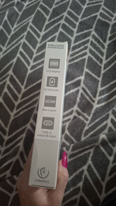 Power bank P20LCDPD