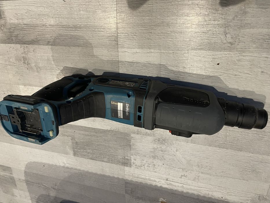 Makita dhr241 mlotowiertarka