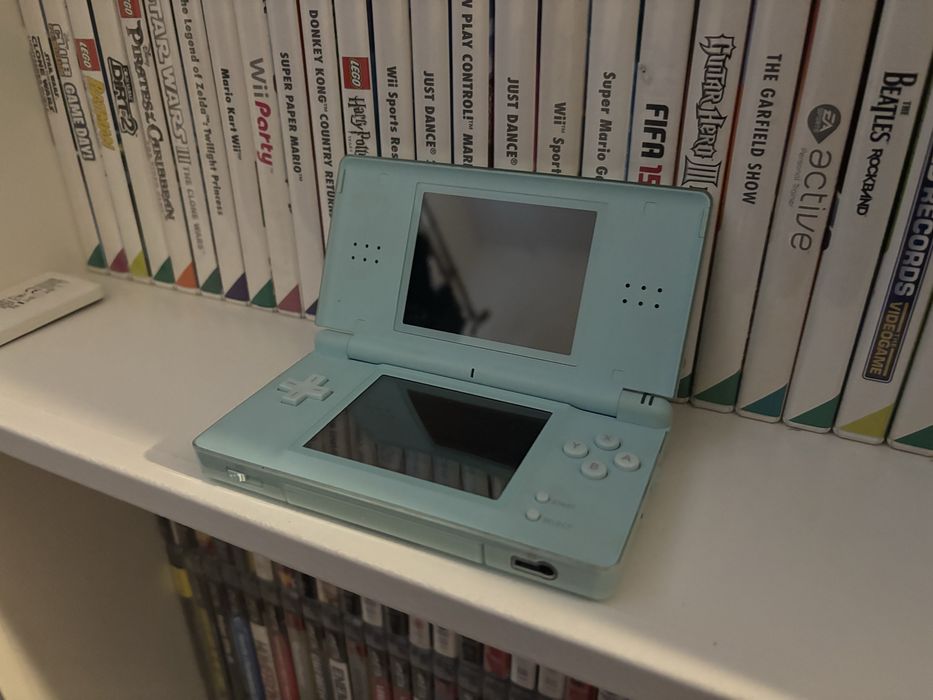 Konsola Nintendo DS Lite (REZERWACJA DO PIATKU)