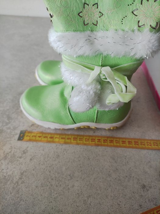 Kozaki dziecięce r-r 28